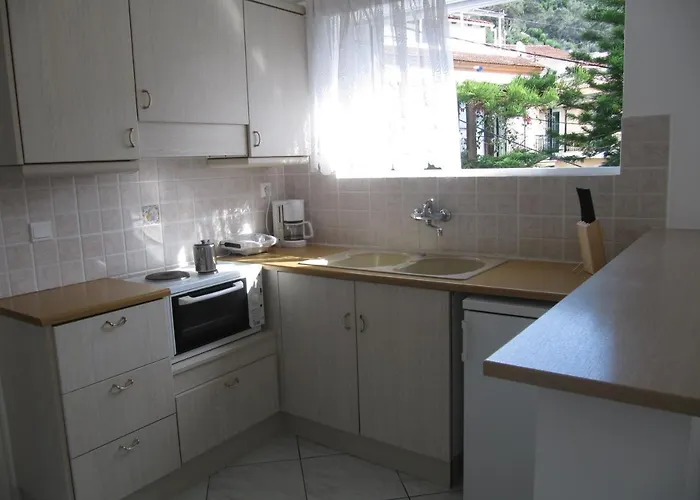 Apartament Irini And