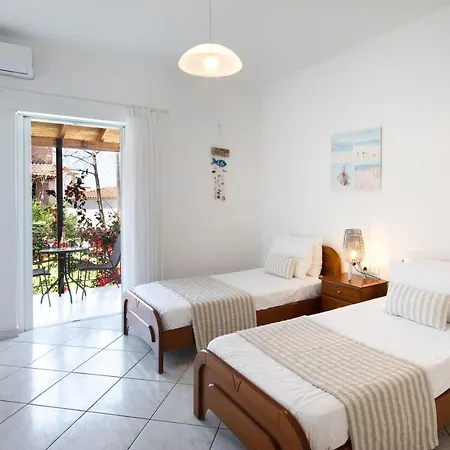 Irini And Apartament *