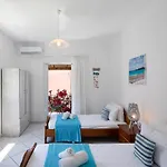 Irini And Apartamento Agios Gordios (Corfu)
